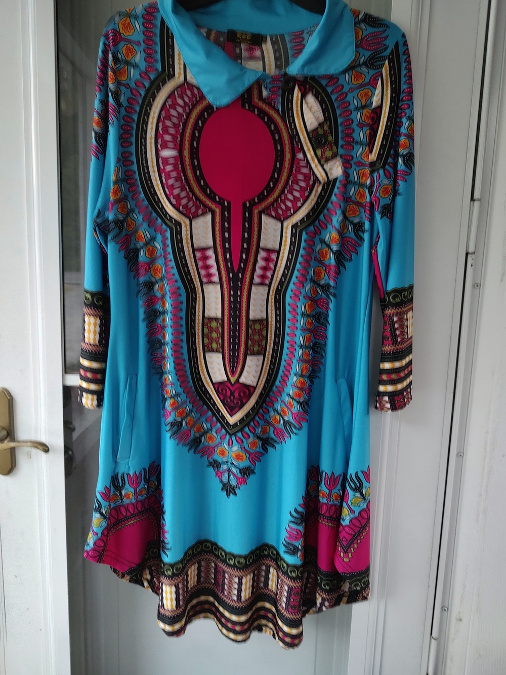 RB collection Turquoise & Fuchsia Printed Tunic Top with Collar